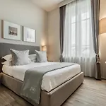 Grey 4*