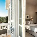 Hotel Grey 4*