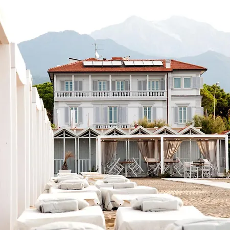 Hotel Grey 4*
